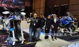 Mengenal BMW F 450 GS dan R 1300 RT, Pilihan Moge Premium Terbaru di Indonesia